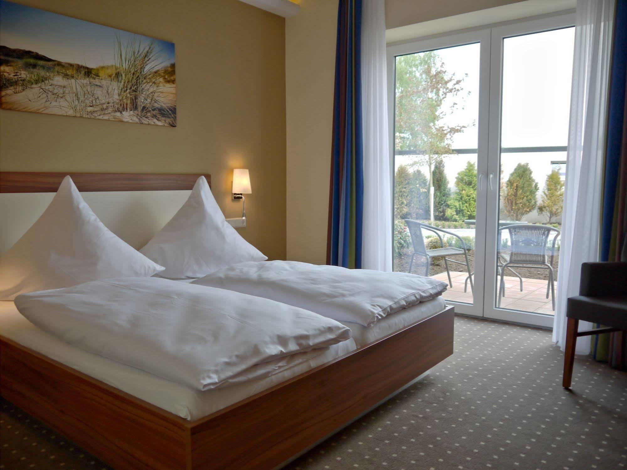 Hotel Friesische Wehde 3*